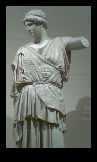 האגיס של אתנה: הסמליות של הגורגון באמנות היוונית