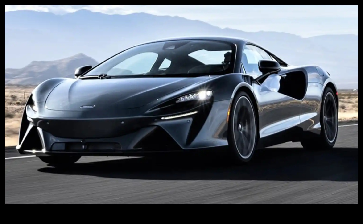 גוונים במהירות גבוהה: המחזה החזותי של ביצועי מכוניות ספורט