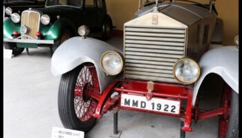 מורשת על גלגלים: המורשת העשירה של מותגי רכב קלאסיים