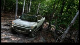 מעבר לרשת רכבי חלל חשמליים קחו את הרפתקאות השטח לגבהים חסרי ניסיון 6 מעבר לרשת: הרפתקאות שטח עם רכבי שטח חשמליים